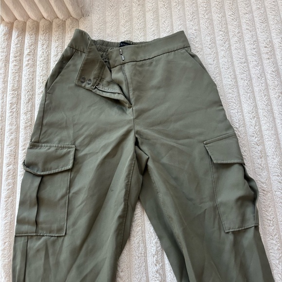 Meg & Margo Green Cargo Pants - Picture 2 of 6